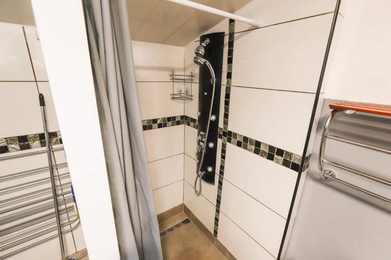 L'Avocat 1 Avec Piscine Chauffee Et Jacuzzi A Partager Villa Le Tampon Ngoại thất bức ảnh