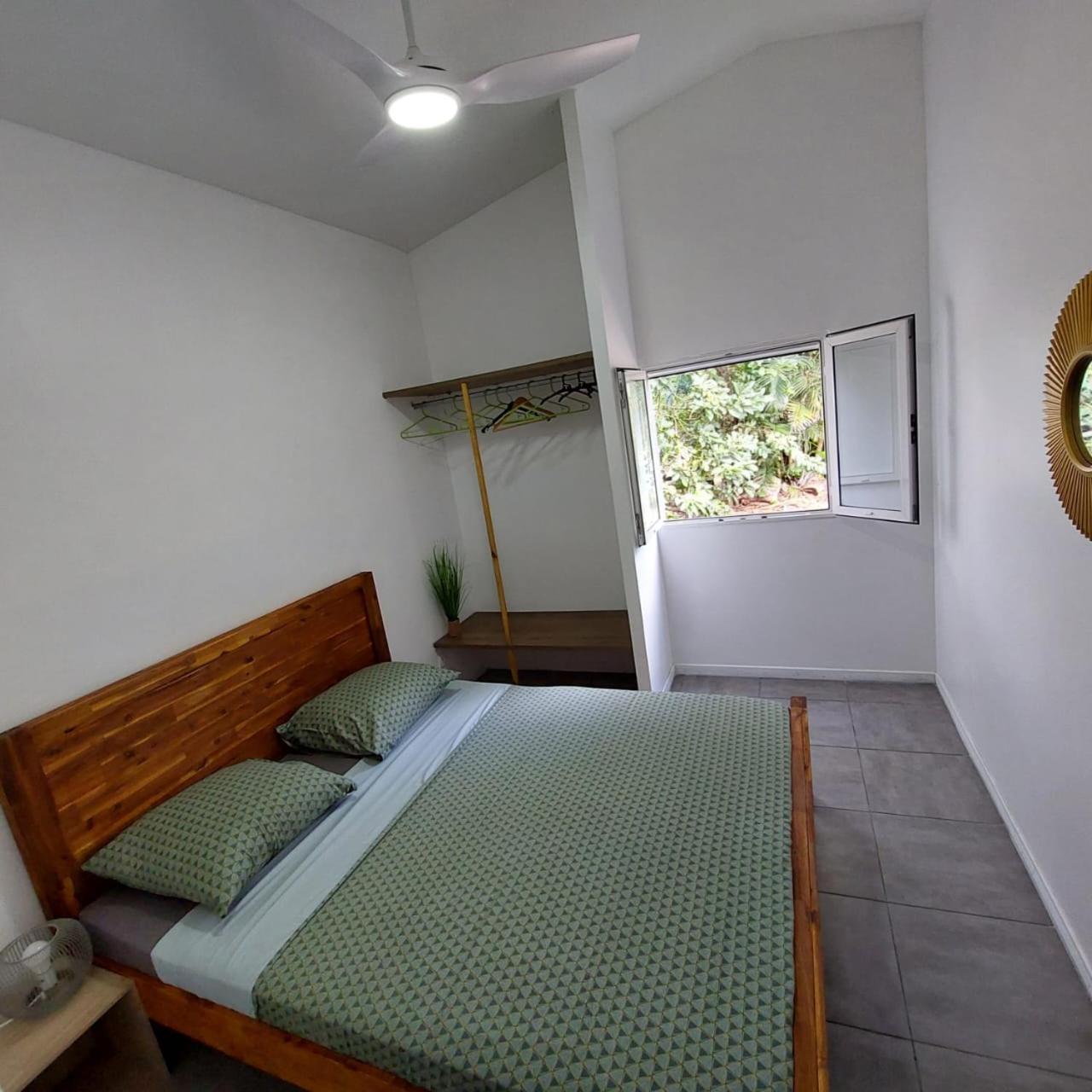 L'Avocat 1 Avec Piscine Chauffee Et Jacuzzi A Partager Villa Le Tampon Ngoại thất bức ảnh